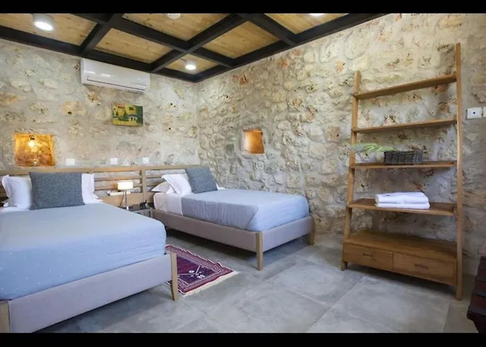 Del Mar Stone House Amuoso Bay