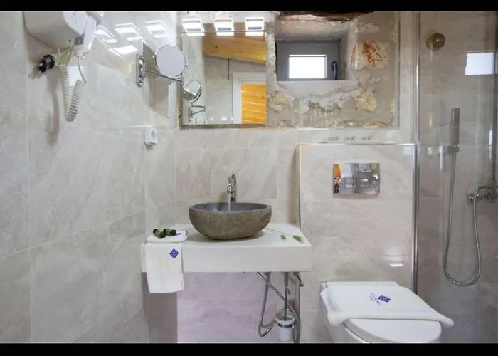 Villa Del Mar Stone House Amuoso Bay Evgiros